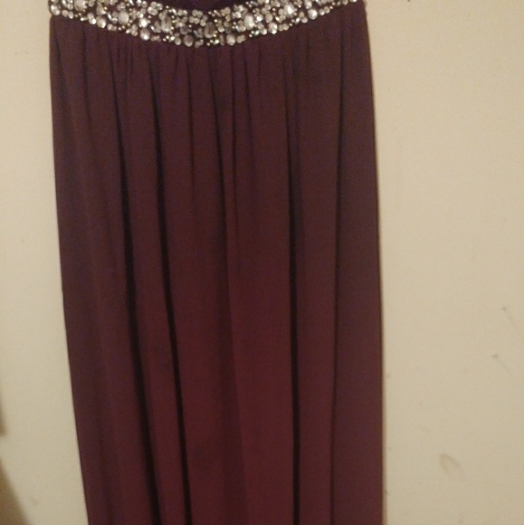 Dress - Picture 5 of 6